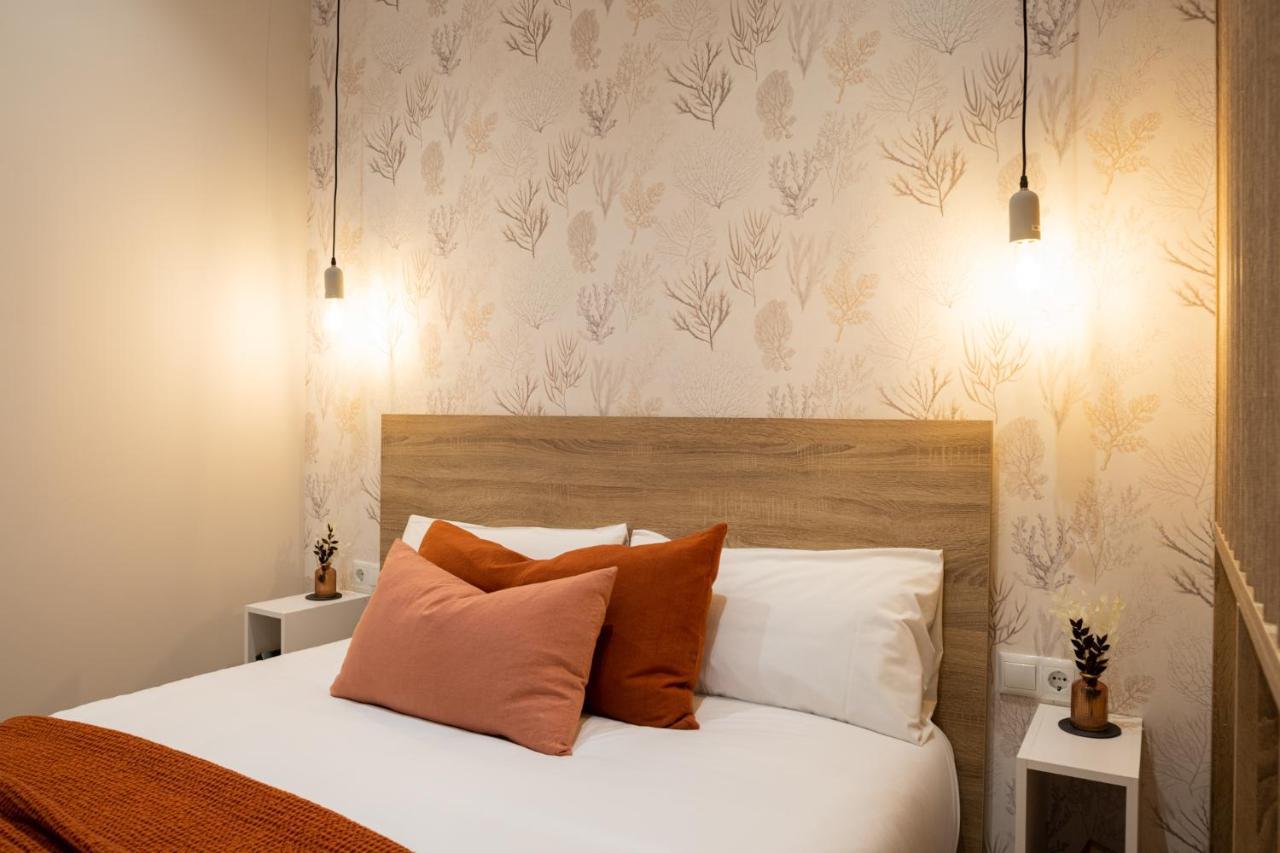 Florit Flats - The Serreria Rooms Valencia Exterior photo